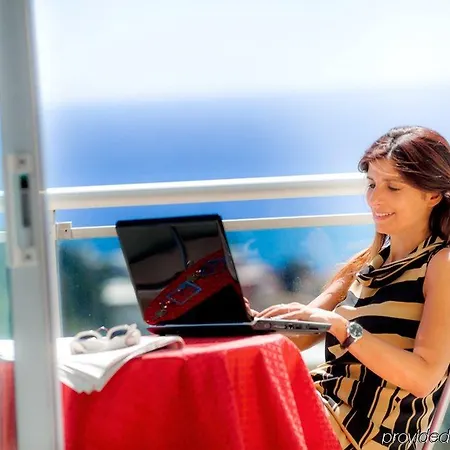 Modus Vivendi アパートホテル 3*